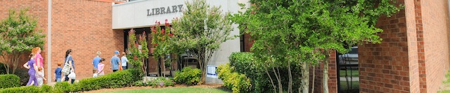 Front door of Broken Arrow library