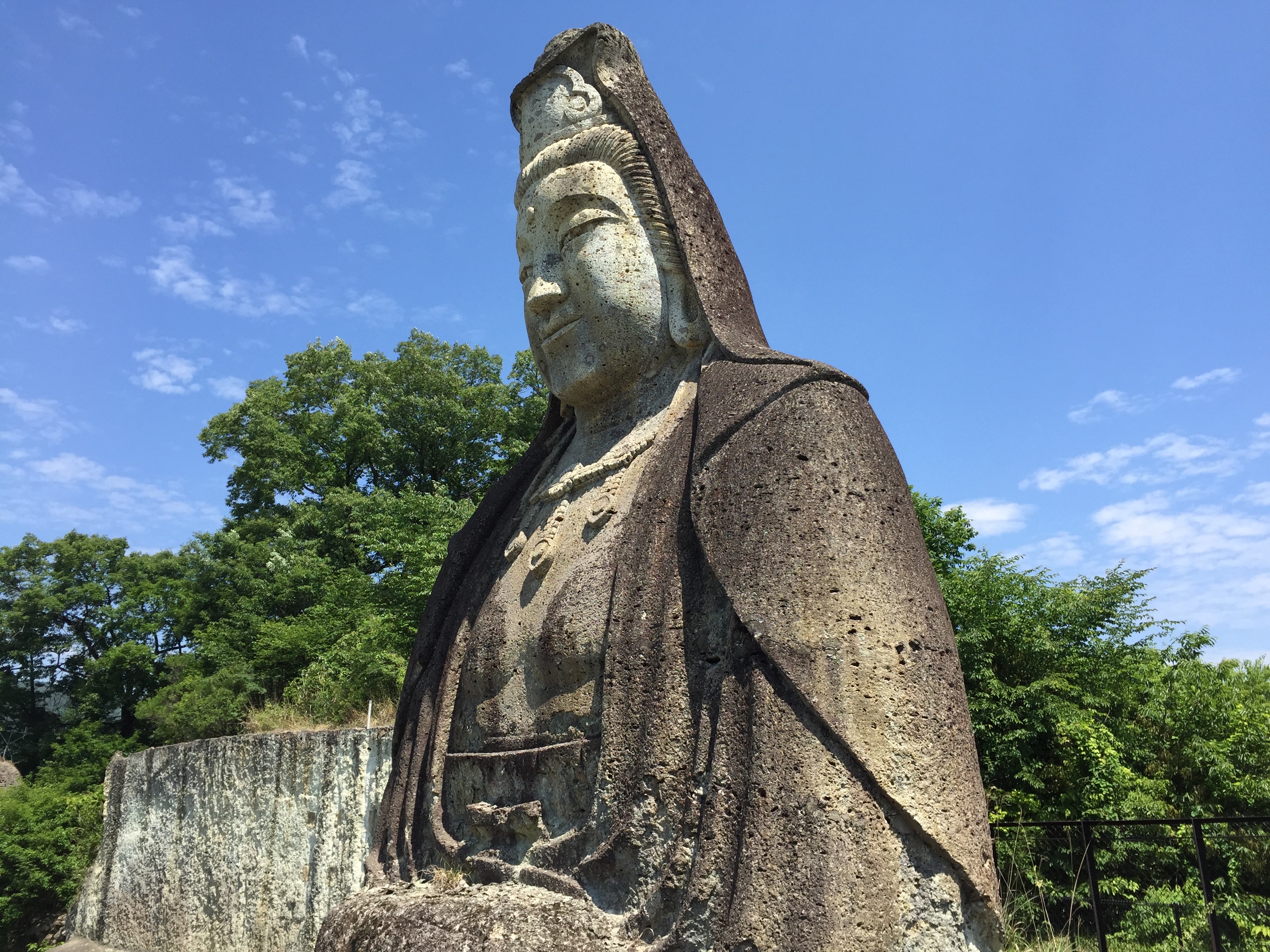 Oya Park Cannon Statue