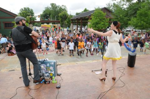 Storytime in the Park Begins with Special Debut