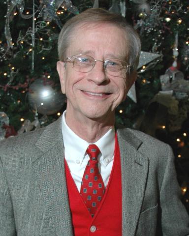Library Begins Holiday Season With "Season's Readings"